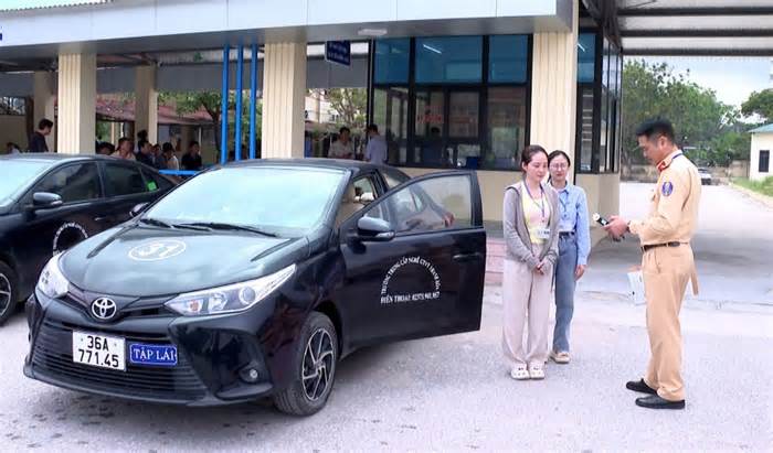 Quy định mới về thi GPLX sau khi lực lượng công an tổ chức