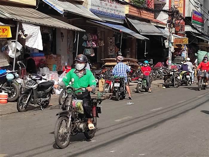 Xe máy ở TPHCM sẽ phải kiểm tra khí thải định kỳ