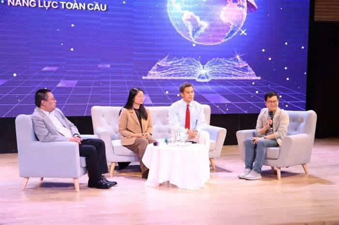 Chuyên gia, người trẻ nói gì về 'Bản sắc Việt Nam, năng lực toàn cầu'