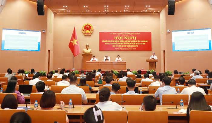 Hà Nội nghiêm cấm lạm dụng yêu cầu bản sao chứng thực khi làm thủ tục hành chính