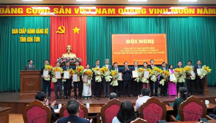 Lãnh đạo các sở ngành tỉnh Kon Tum sau sáp nhập gồm những ai?