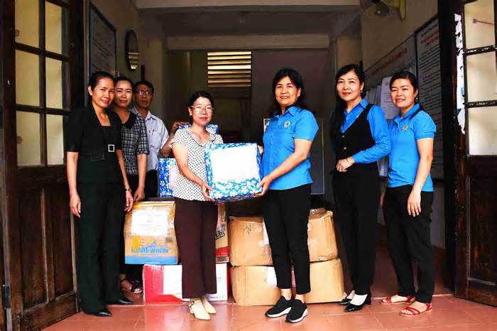 Công đoàn Đắk Lắk triển khai tuần lễ áo dài