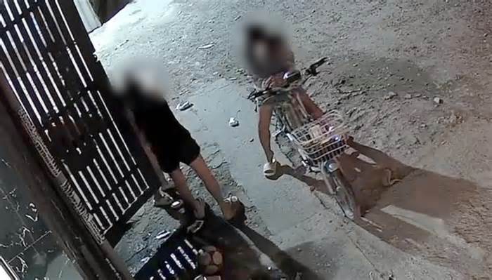 Điều tra vụ bé gái 5 tuổi bị người lạ tháo đôi bông tai ở xã Tân Vĩnh Lộc