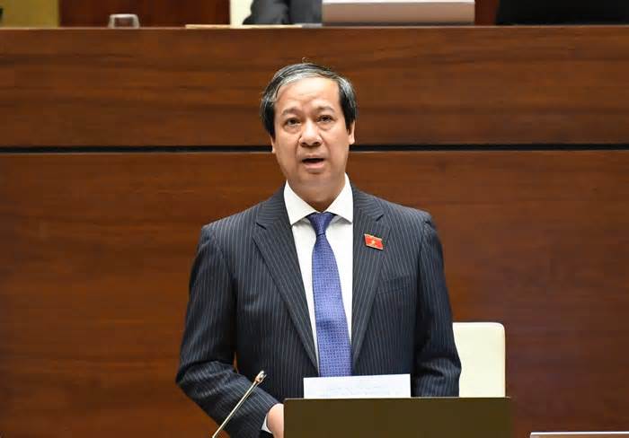 Bộ trưởng Nguyễn Kim Sơn: Sẵn sàng phân cấp tuyển dụng giáo viên cho trường học