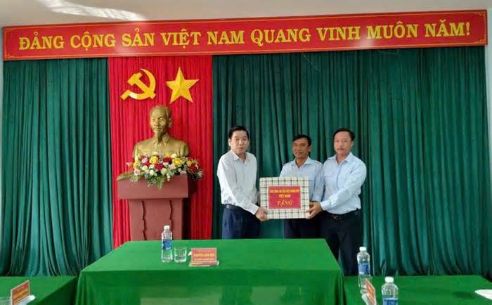 Đoàn Ban Công tác đặc biệt Chính phủ Việt Nam làm việc tại Savannakhet, Lào