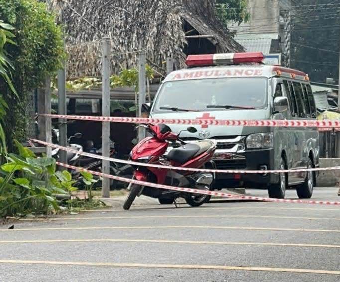 Nghi phạm sát hại 2 mẹ con đã tự cắt cổ rồi nói với nhân viên y tế là bị cướp