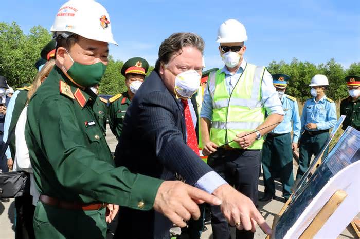 Đã xử lý hơn 107.000 mét khối đất nhiễm dioxin ở sân bay Biên Hòa