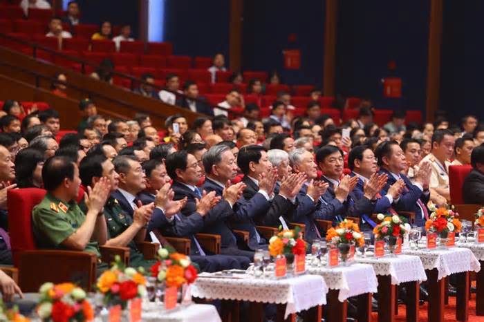 Lịch sử dân tộc Việt Nam là bản hùng ca bất diệt