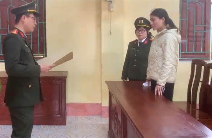 Bắt giam một phụ nữ ở Thái Bình dùng 2 sổ đỏ giả để lừa đảo
