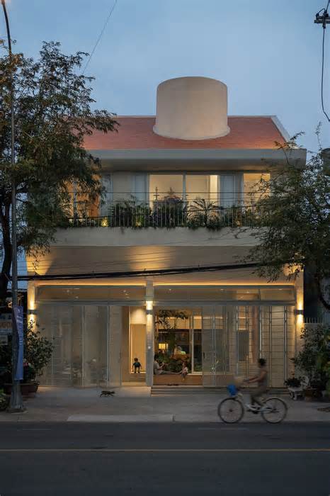 Ngôi nhà có thiết kế mái như ống khói để lấy sáng