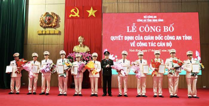5 đại tá, 6 thượng tá Công an Ninh Bình xin nghỉ hưu trước tuổi