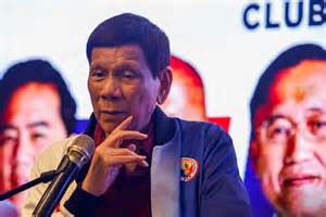 Cựu tổng thống Philippines đùa 'đánh bom, giết 15 thượng nghị sĩ'