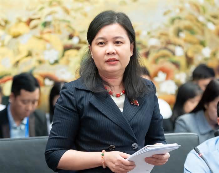 Đại biểu Quốc hội đề xuất bỏ thủ tục xác nhận thông tin cư trú, quy định chi tiết cấp, đổi căn cước