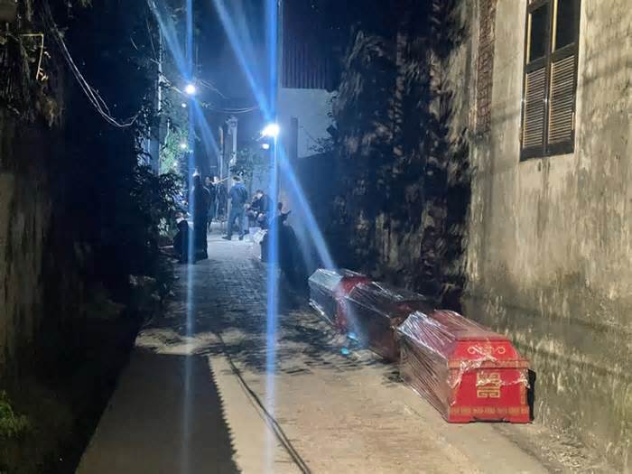 Bắt giữ người con trai vụ 4 người trong gia đình chết bất thường ở Hà Nội