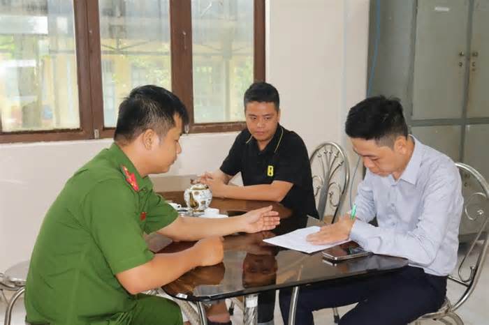 Người dân nhận lại 2,3 tỉ đồng chuyển khoản nhầm