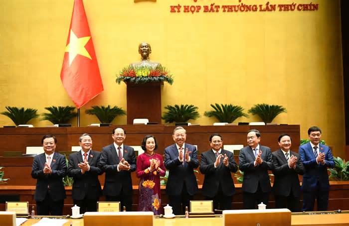 Bế mạc kỳ họp Quốc hội bất thường lần thứ 9: Quyết sách lịch sử