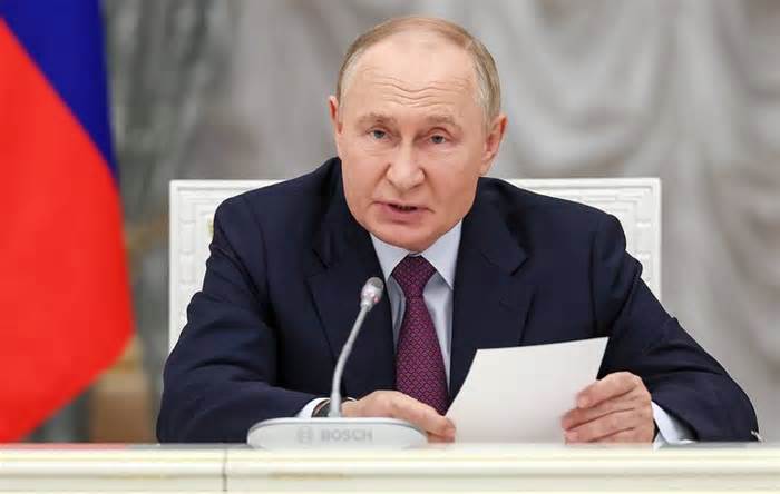 Thăm dò mới nhất: 80% người Nga tin tưởng Tổng thống Putin