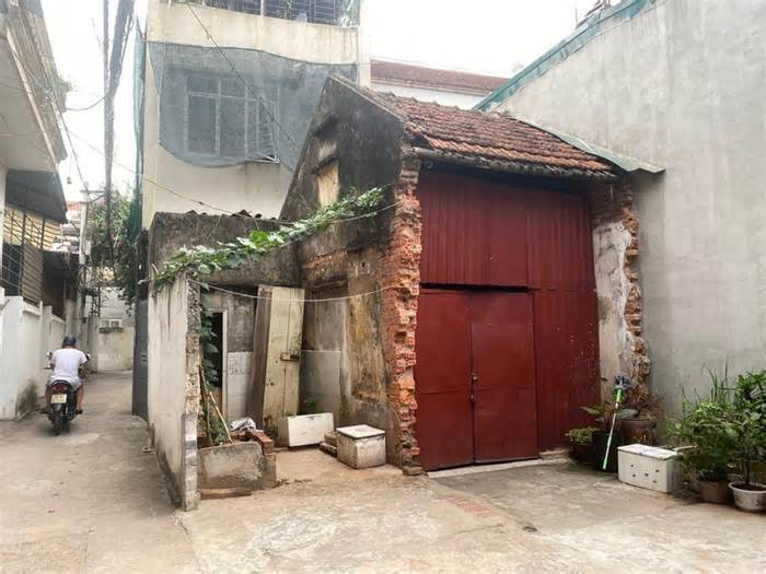 Hà Nội: Vướng hành lang thoát lũ, hàng trăm hộ dân không được xây mới nhà ở