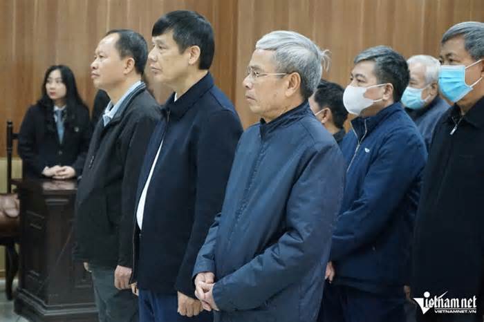 Cựu Bí thư Thanh Hóa Trịnh Văn Chiến lĩnh án 30 tháng tù treo