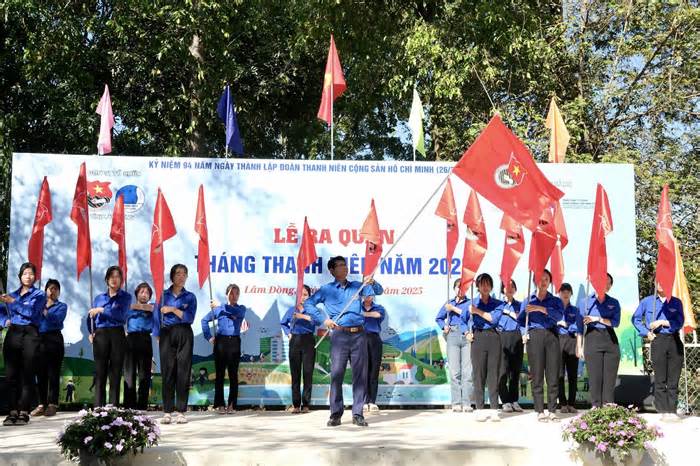 Tuổi trẻ Lâm Đồng khởi công xây công trình xóa nhà tạm