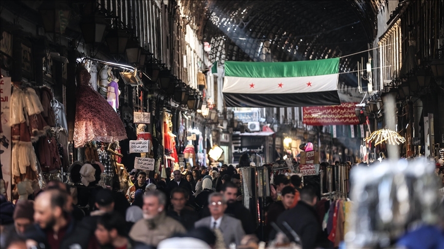 Tổng thống lâm thời Syria kêu gọi dỡ bỏ trừng phạt, nói 'không khôn ngoan' nếu Mỹ làm một điều với người Palestine