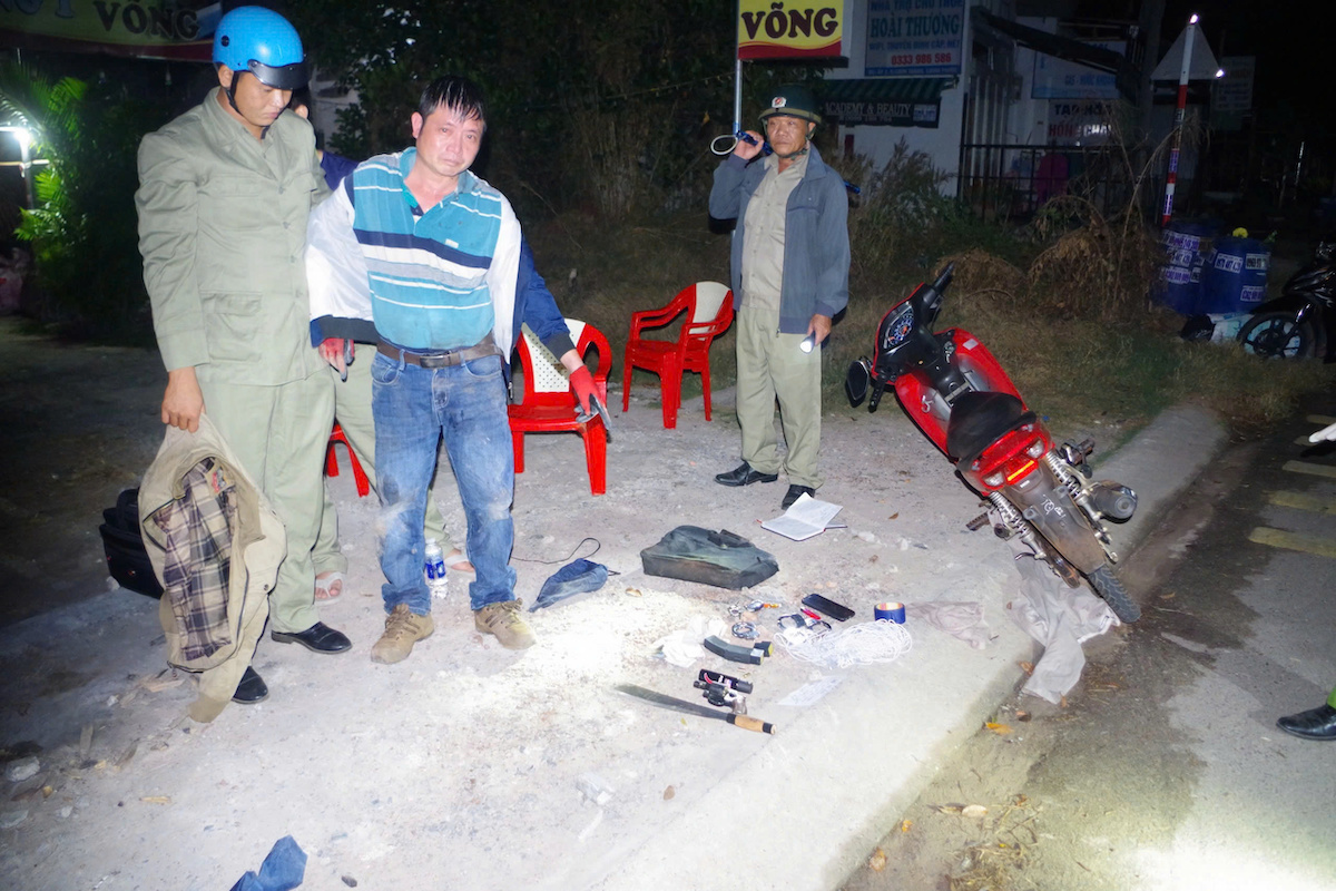Chủ tịch hội nông dân xã dùng súng cướp nhà lãnh đạo tỉnh