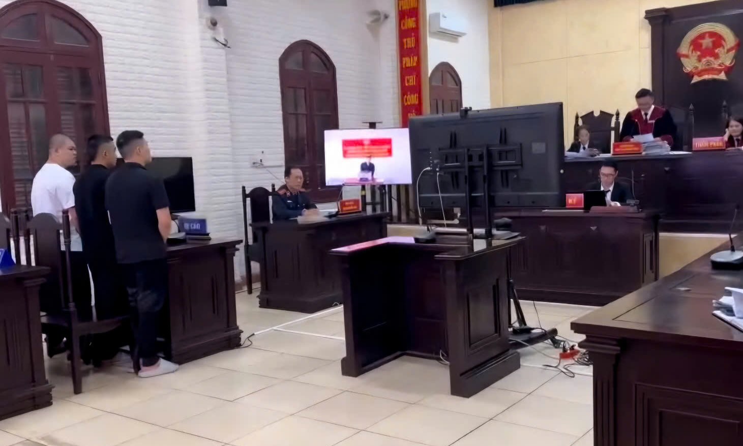 4 người lĩnh án tử hình vì mua bán hơn 9kg ma túy